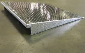 aluminum diamond plate ramp